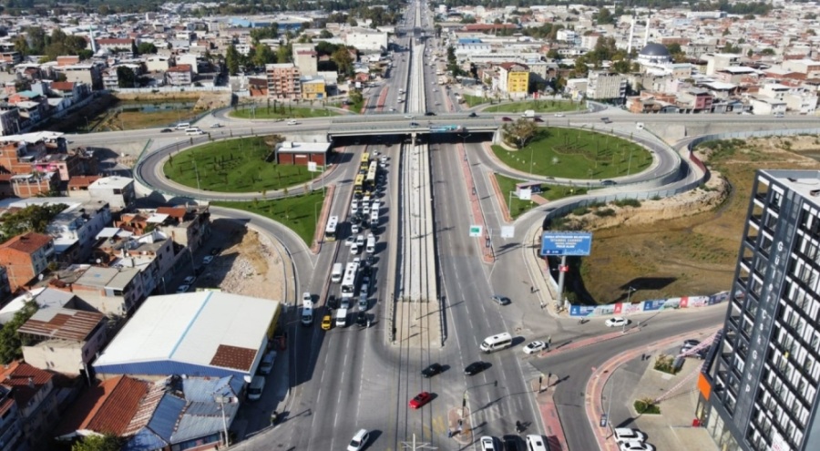Bursa'da kazaların yoğunlaştığı noktalar için karar: Beşyol Kavşağı yaya ve araç trafiğine kapatıldı!
