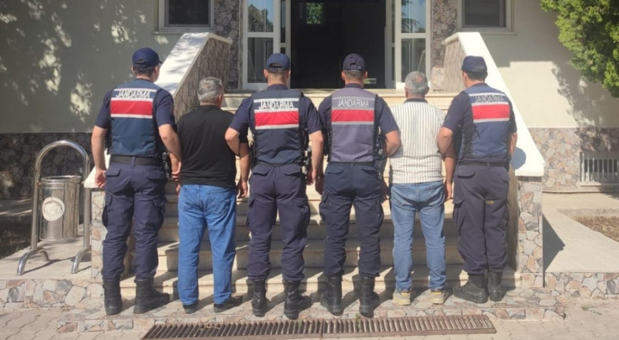 Aranan 5 hükümlü jandarma operasyonuyla yakalandı