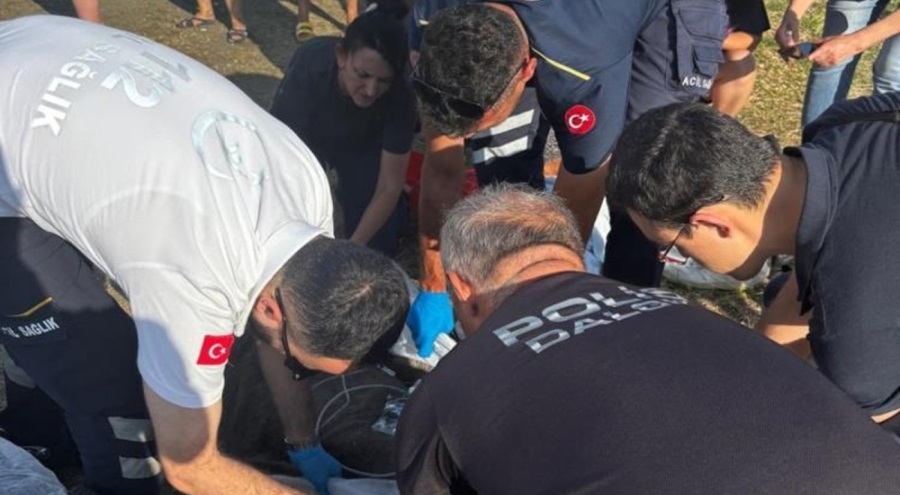 Denize giren 3'ü çocuk 4 kişi boğulma tehlikesi geçirdi