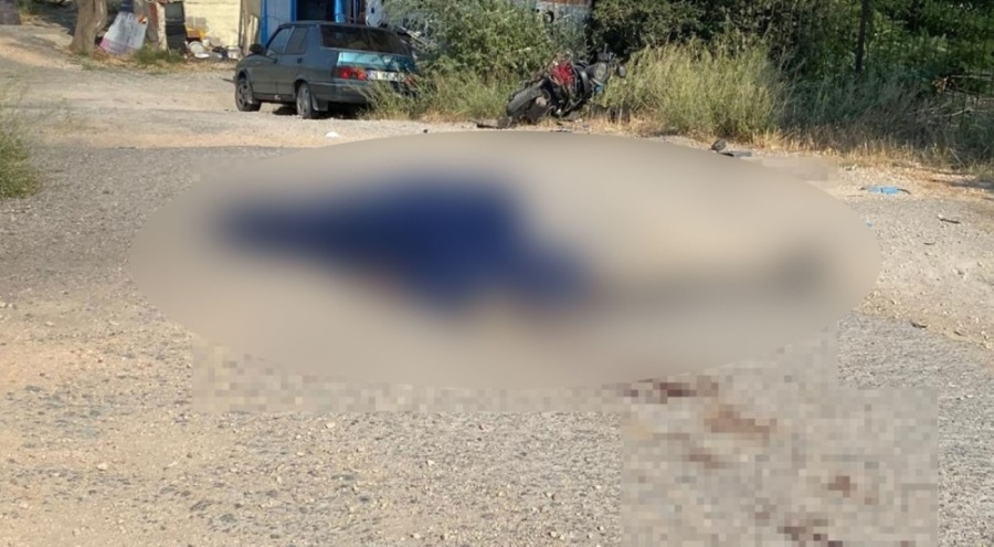 Tofaş'la çarpışan motosiklet ikiye ayrıldı! Sürücü feci şekilde can verdi