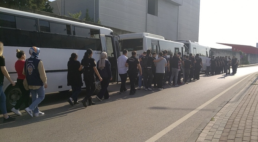 Bursa dahil 19 ildeki dolandırıcılık operasyonunda 38 zanlı yakalandı
