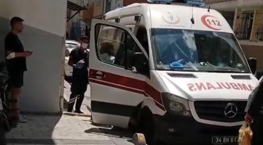 24 yaşındaki genç misafir olduğu evde ölü bulundu