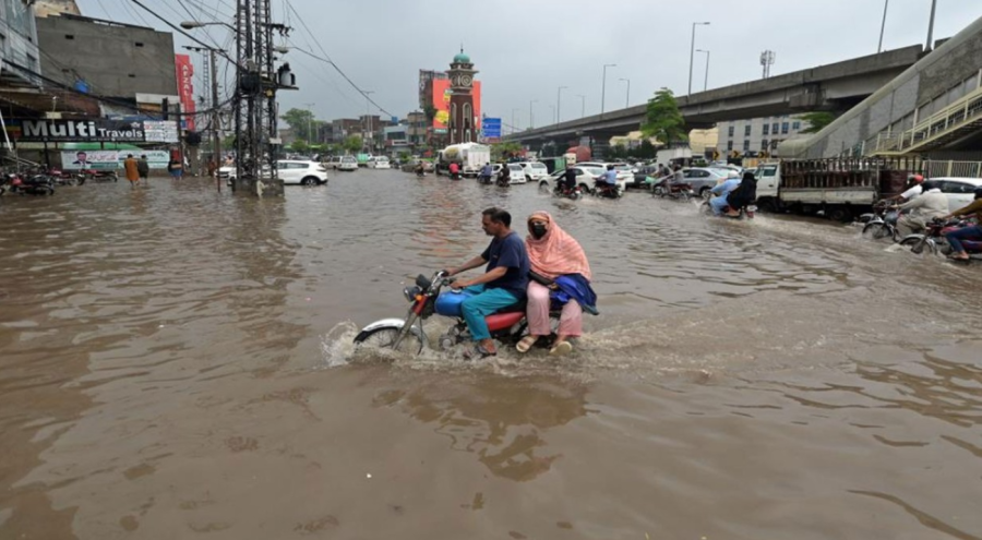 Pakistan'da sel felaketi: Can kaybı 98'e yükseldi