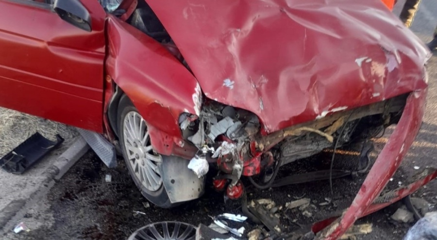 Otomobil işçi servisine arkadan çarptı! Ölü ve çok sayıda yaralı