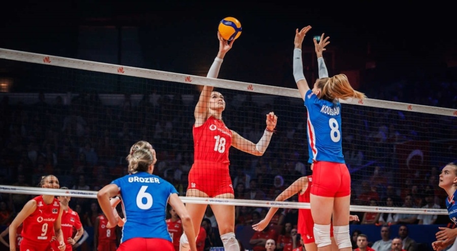 A Milli Kadın Voleybol Takımı, Çekya'ya yenildi