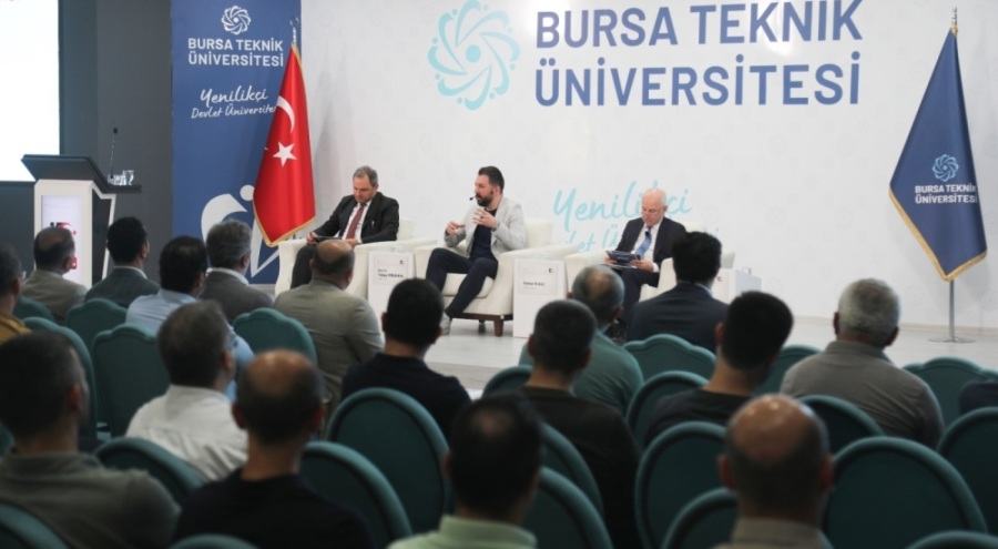 BTÜ'de "15 Temmuz'un Sosyo-Politik Anatomisi" paneli