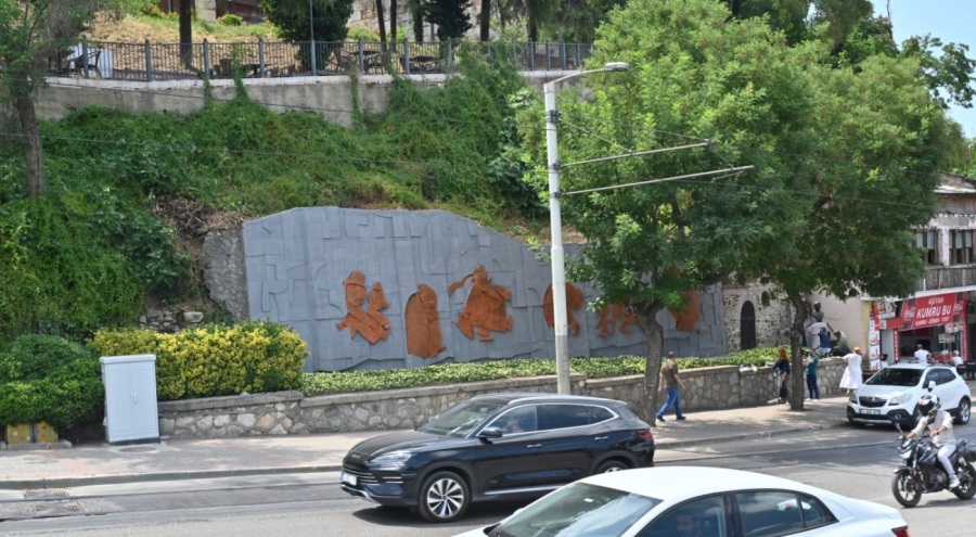 Bursa Büyükşehir, Bursalı sanatçı Cemal Nadir'in anısını yaşatıyor