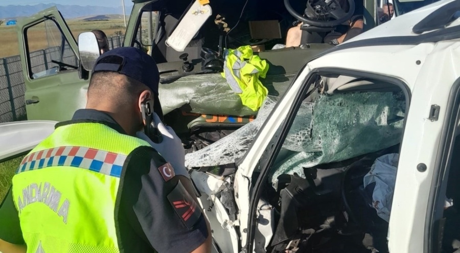 Katliam gibi kaza! 2 ölü, 6 yaralı