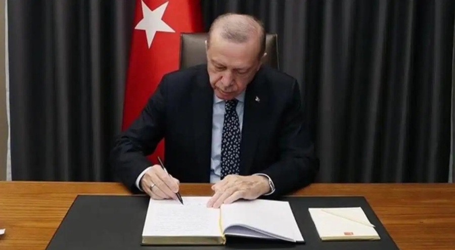 Cumhurbaşkanı Erdoğan imzaladı: 14 fakülte ve enstitü kapatıldı