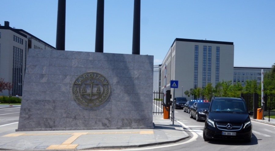 CHP lideri Özgür Özel, Yargıtay Cumhuriyet Başsavcısı Şentürk'ü ziyaret etti