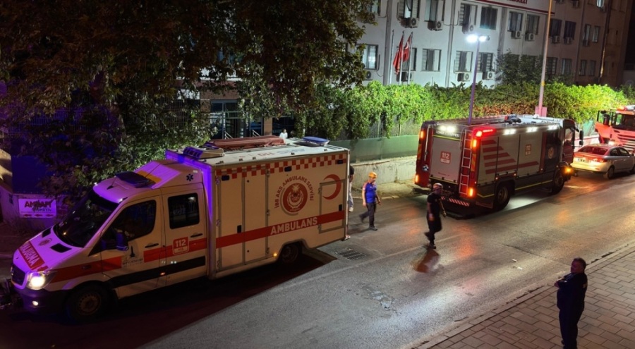 Özel bakım merkezinde yangın! 12 kişi hastaneye kaldırıldı