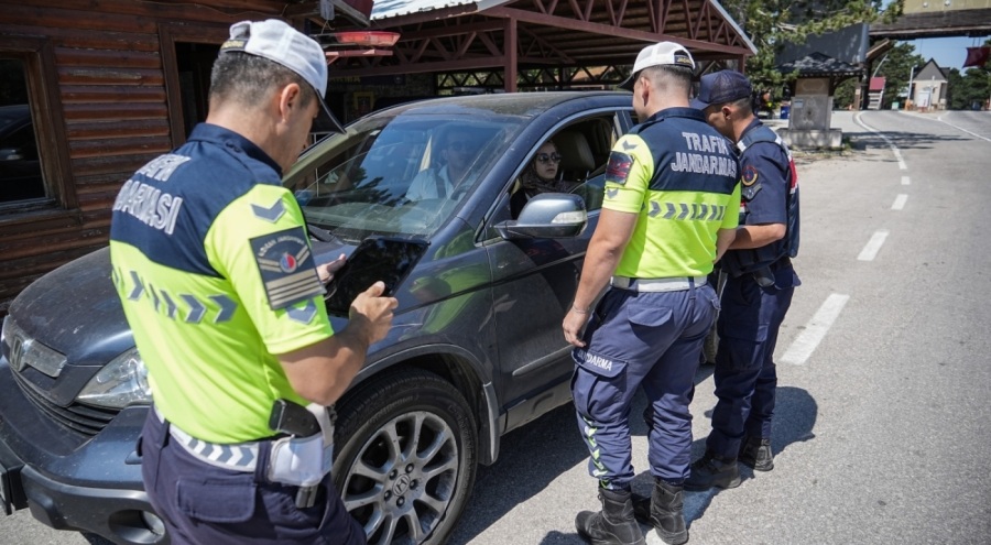 Bursa Uludağ'da jandarmadan 24 saat motorize devriye