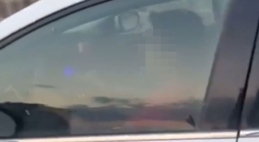 Küçük çocuğuna otomobil kullandıran babaya 18 bin TL ceza