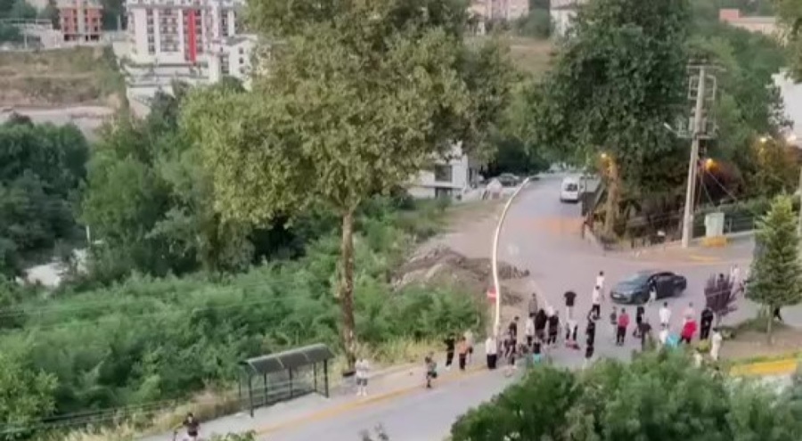 3 yaşındaki çocuğa motosiklet çarptı!