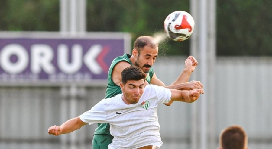 Bursaspor hazırlık maçında U19'u yendi!
