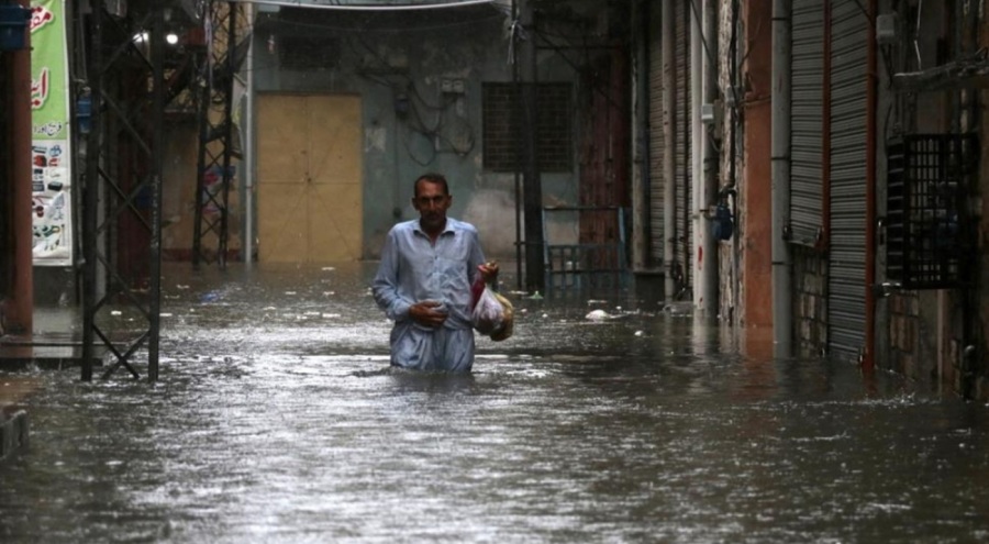 Pakistan'da sel felaketi! Can kaybı 180'e yükseldi