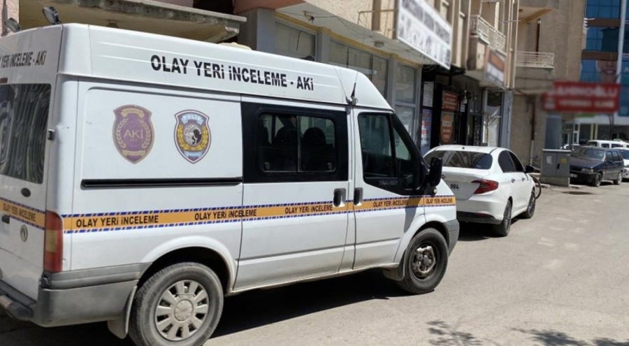 Balkondan düşen down sendromlu çocuk ağır yaralandı