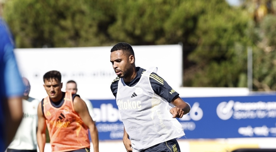 Fenerbahçe, yeni sezon hazırlıklarına devam etti