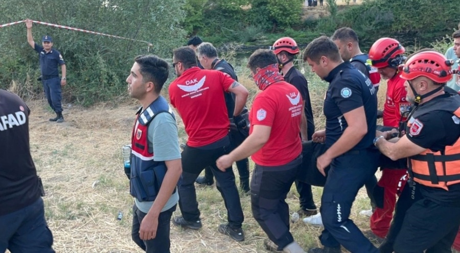 Sakarya Nehri'nde kaybolan iki çocuğun cansız bedenlerine ulaşıldı