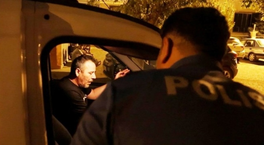 Polisten kaçan ehliyetsiz sürücü 3. kez alkolü yakalandı