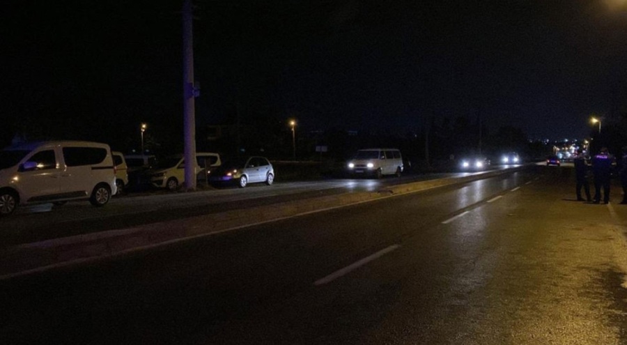 Otomobilin çarptığı kadın ağır yaralandı