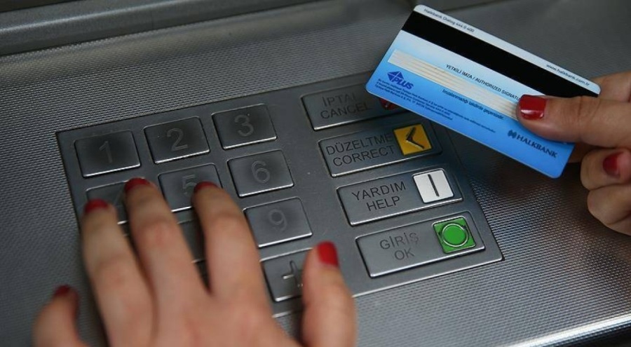 ATM'lerde 6 Ayda bir şifre yenileme zorunluluğu geliyor!