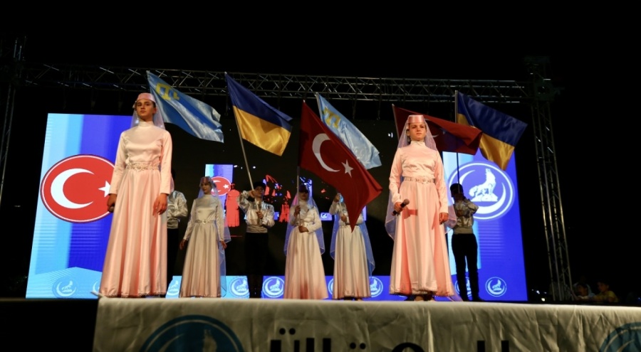 "Türk Dünyası Halk Oyunları Şöleni" Bursa'da düzenlendi