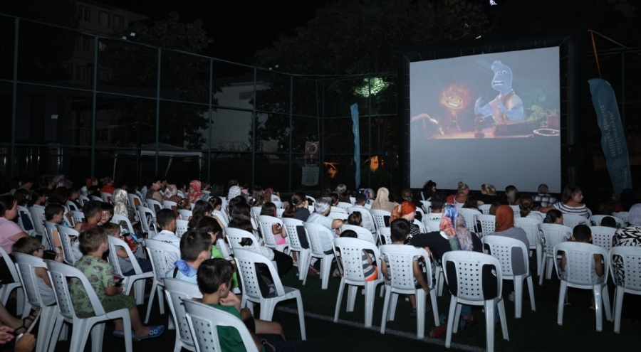 Nilüfer Belediyesi'nden çocuklar için sinema etkinlikleri