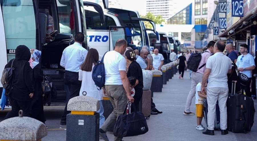 Yerli turist 76 milyar lira harcadı