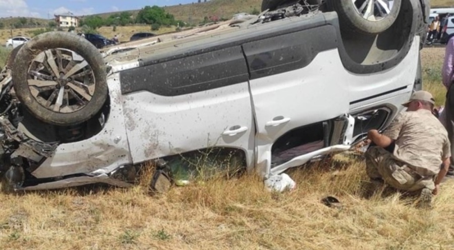 Bingöl'de feci kaza: Bir ölü, 6 yaralı