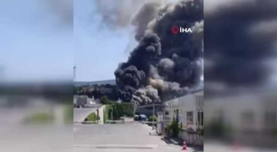 Bursa Hasanağa'da fabrika yangını!