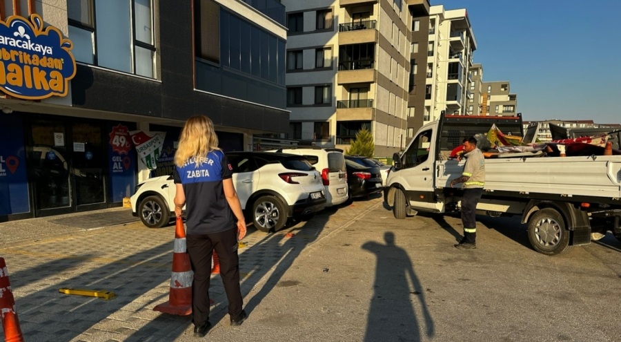 Nilüfer'de çevre düzenini bozan çok sayıda tabela kaldırıldı