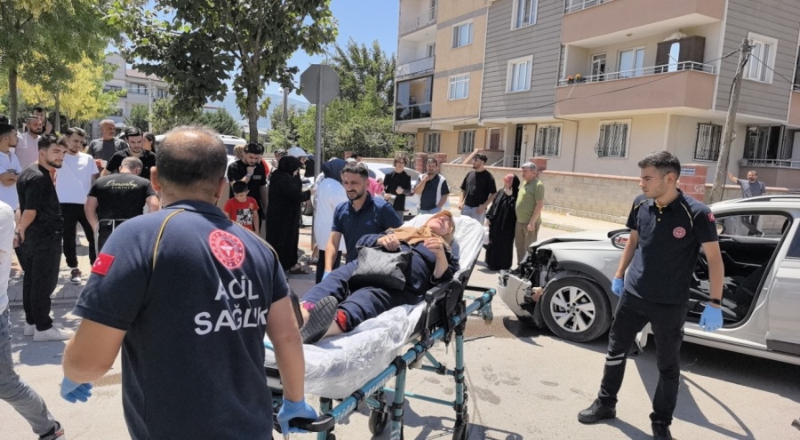 Bursa'da zincirleme kaza! 5 yaralı
