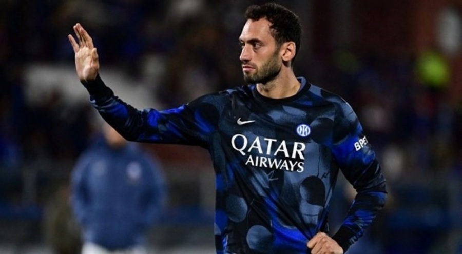 Hakan Çalhanoğlu'ndan transfer açıklaması