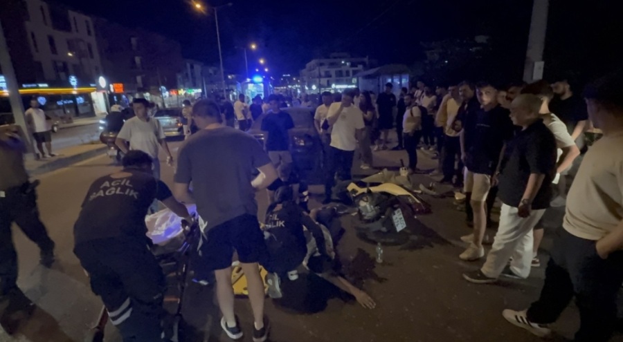 Düzce'de U dönüşü yapan otomobil motosikletle çarpıştı