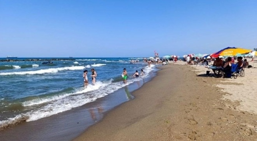 Sakarya'nın bazı ilçelerinde denize girmek yasaklandı