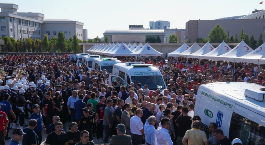 Orman şehitlerine veda! 5 AKUT gönüllüsü son yolculuğuna uğurlandı