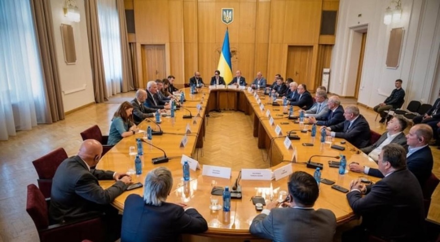 Ukrayna fahri konsolosları buluştu