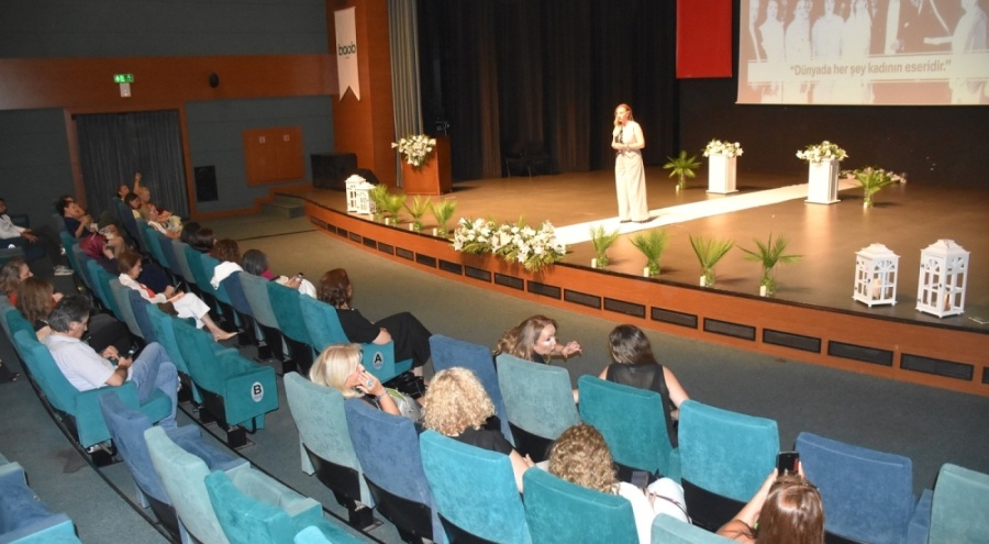 Bursa'da 'Gayrimenkulde Kadın Başarısı" konuşuldu