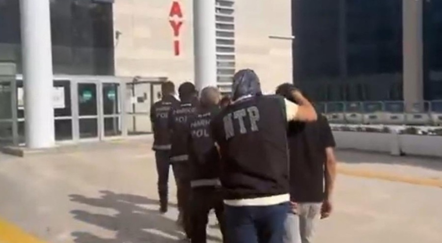 Zehir tacirlerine yönelik operasyon: 10 kişi tutuklandı