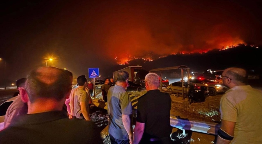 Karabük'te orman yangını! 18 köy, 50 mahalle tahliye edildi