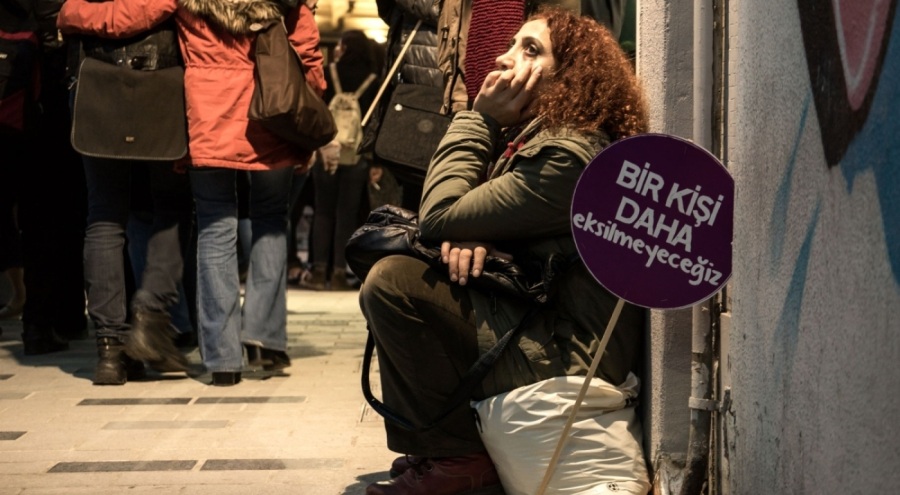 Edirne'de bir kadın başından vurulmuş halde ölü bulundu