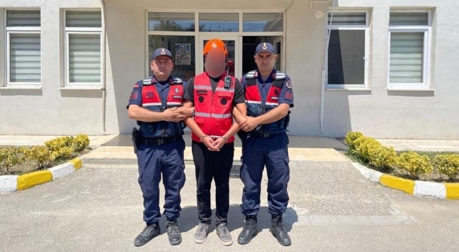 Bursa'daki yangına yardım etme bahanesiyle gelen şahıs suç makinesi çıktı! Yakalandı