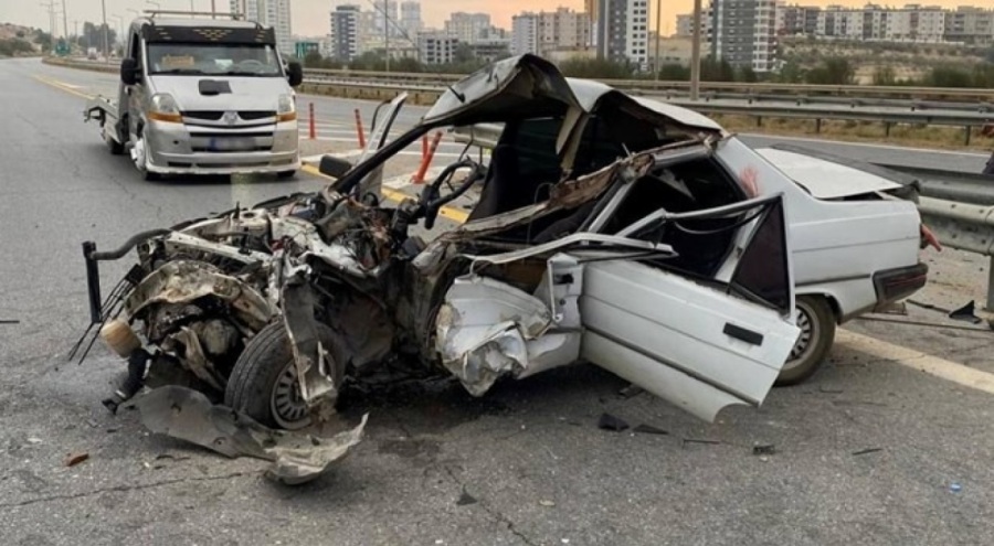 Trafik canavarı iki kardeşi birbirinden ayırdı