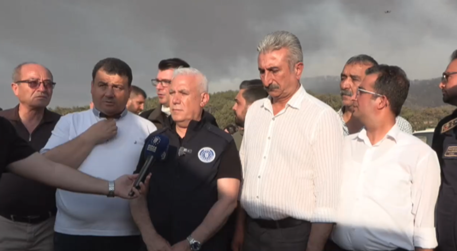 Bozbey'den son dakika yangın açıklaması! Daha fazla uçak ve helikoptere ihtiyaç var