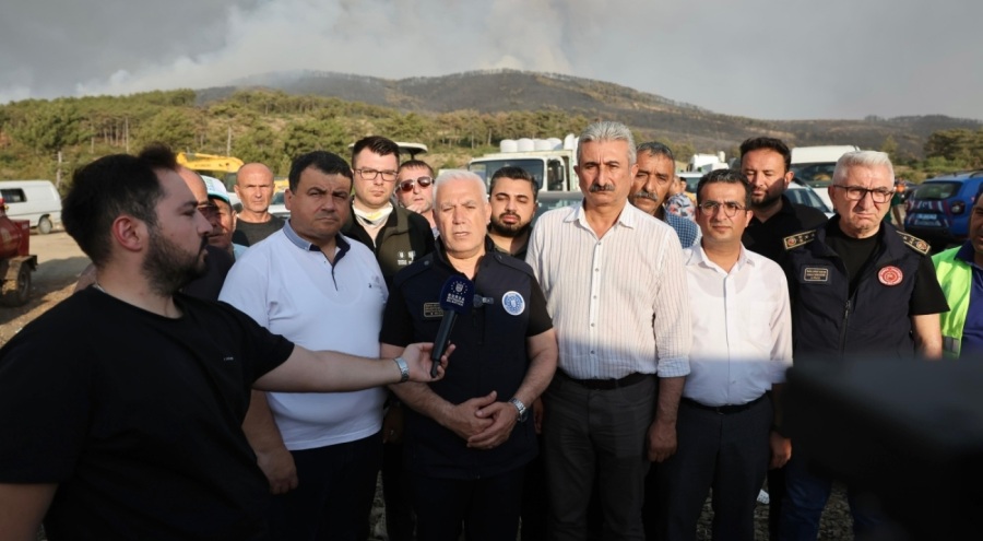 Bozbey'den son dakika yangın açıklaması! Daha fazla uçak ve helikoptere ihtiyaç var