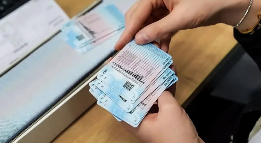 Nüfus müdürlüklerinde randevu krizi! 7 bin lira ödemek istemeyenler akın etti