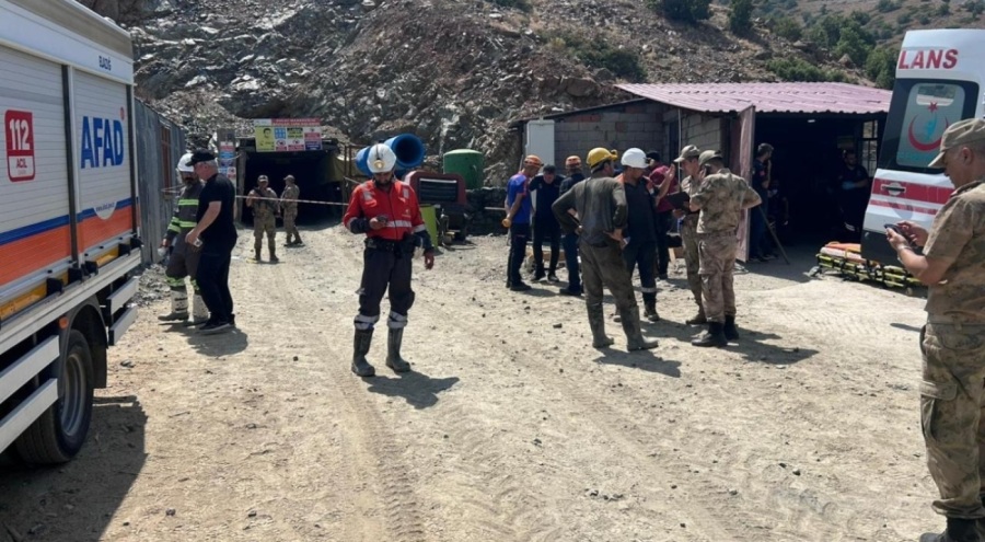 Elazığ'da göçük altında kalan işçi yaşamını yitirdi!