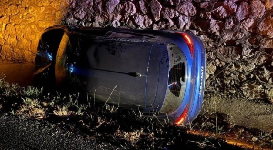 Bursa'da otomobil su kanalına düştü: 3 yaralı