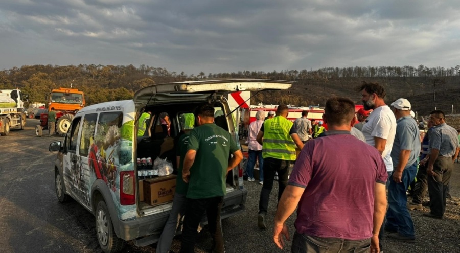 Orhaneli Belediyesi'nden yangın bölgesine tam destek